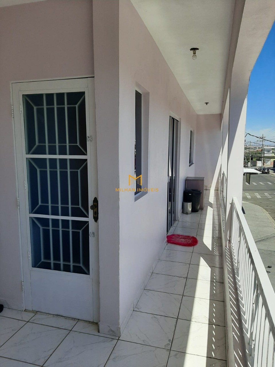 Casa à venda com 3 quartos, 126m² - Foto 3