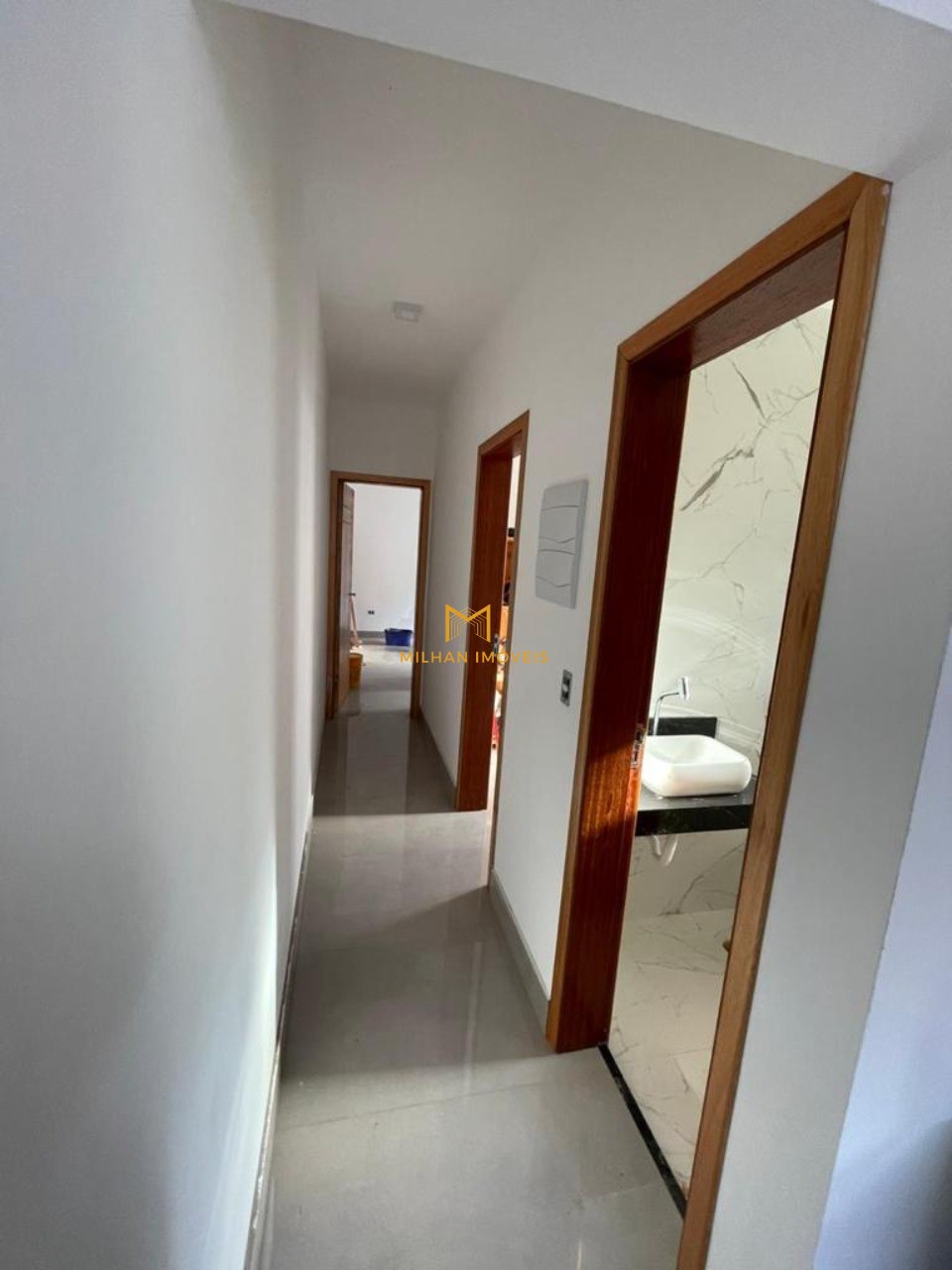 Casa à venda com 2 quartos, 90m² - Foto 4