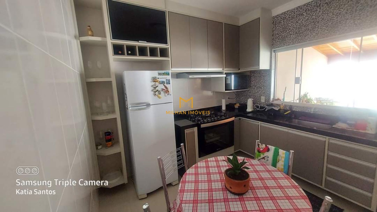 Casa à venda com 2 quartos, 125m² - Foto 10