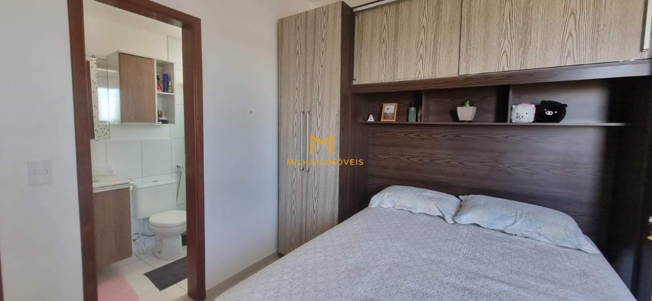 Apartamento à venda com 3 quartos, 72m² - Foto 2