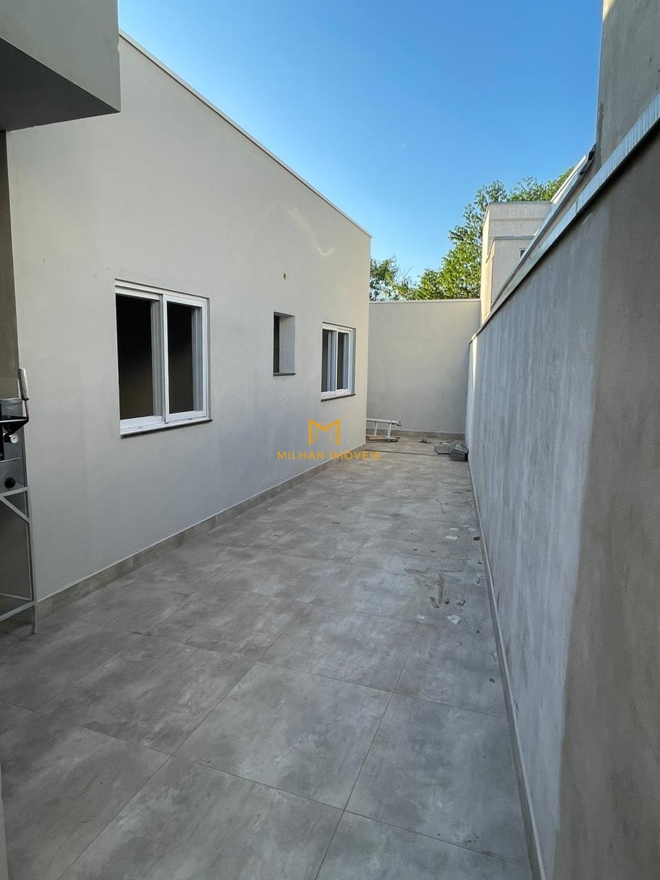 Casa à venda com 2 quartos, 90m² - Foto 11