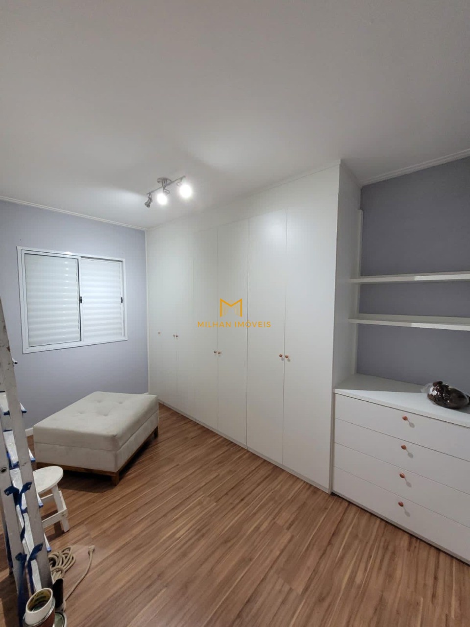 Apartamento à venda com 2 quartos, 56m² - Foto 1