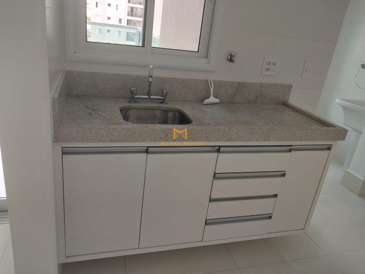 Apartamento à venda e aluguel com 3 quartos, 106m² - Foto 7