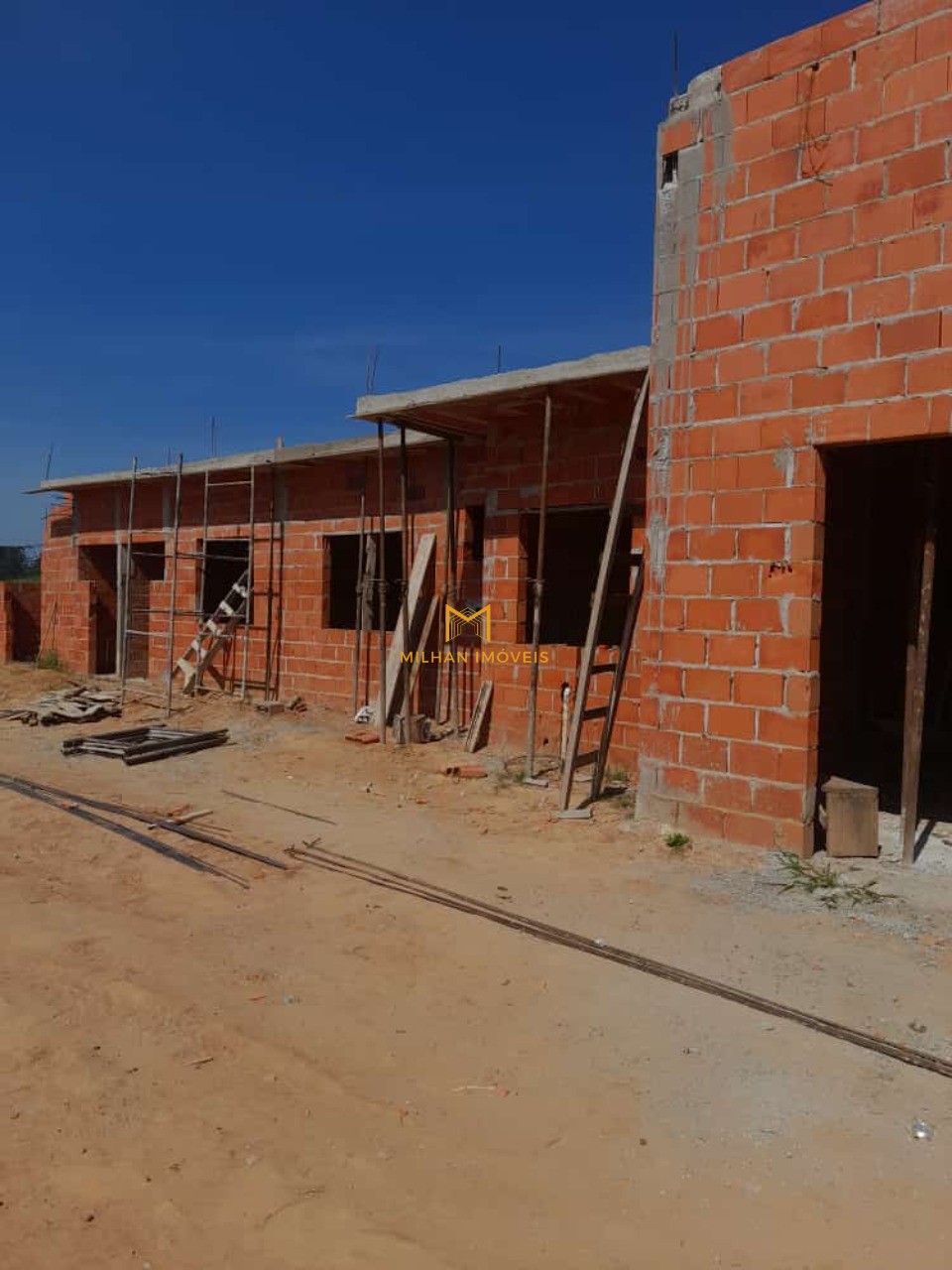 Chácara à venda com 2 quartos, 1000m² - Foto 2