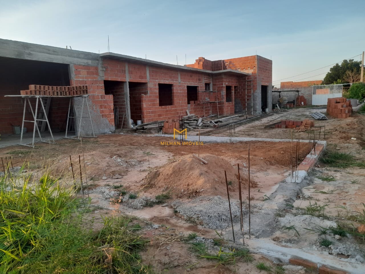 Chácara à venda com 2 quartos, 1000m² - Foto 8