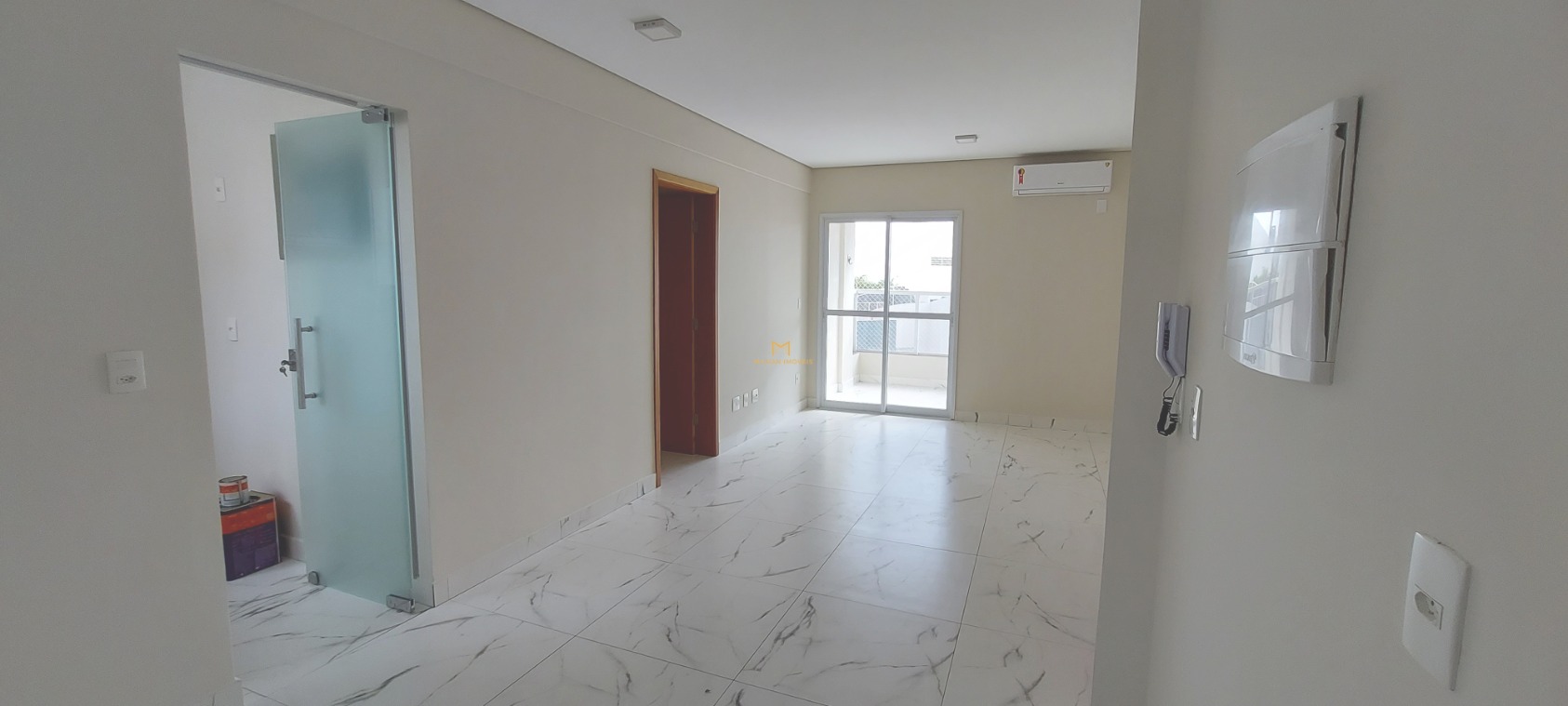 Apartamento à venda com 3 quartos, 80m² - Foto 2