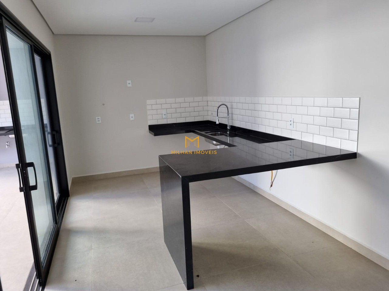 Casa de Condomínio à venda com 3 quartos, 300m² - Foto 14