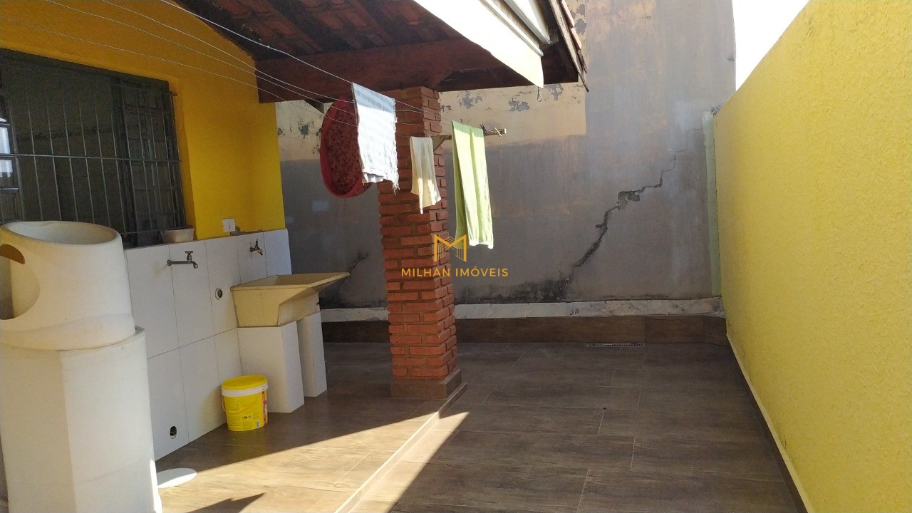 Chácara à venda com 2 quartos, 1000m² - Foto 5