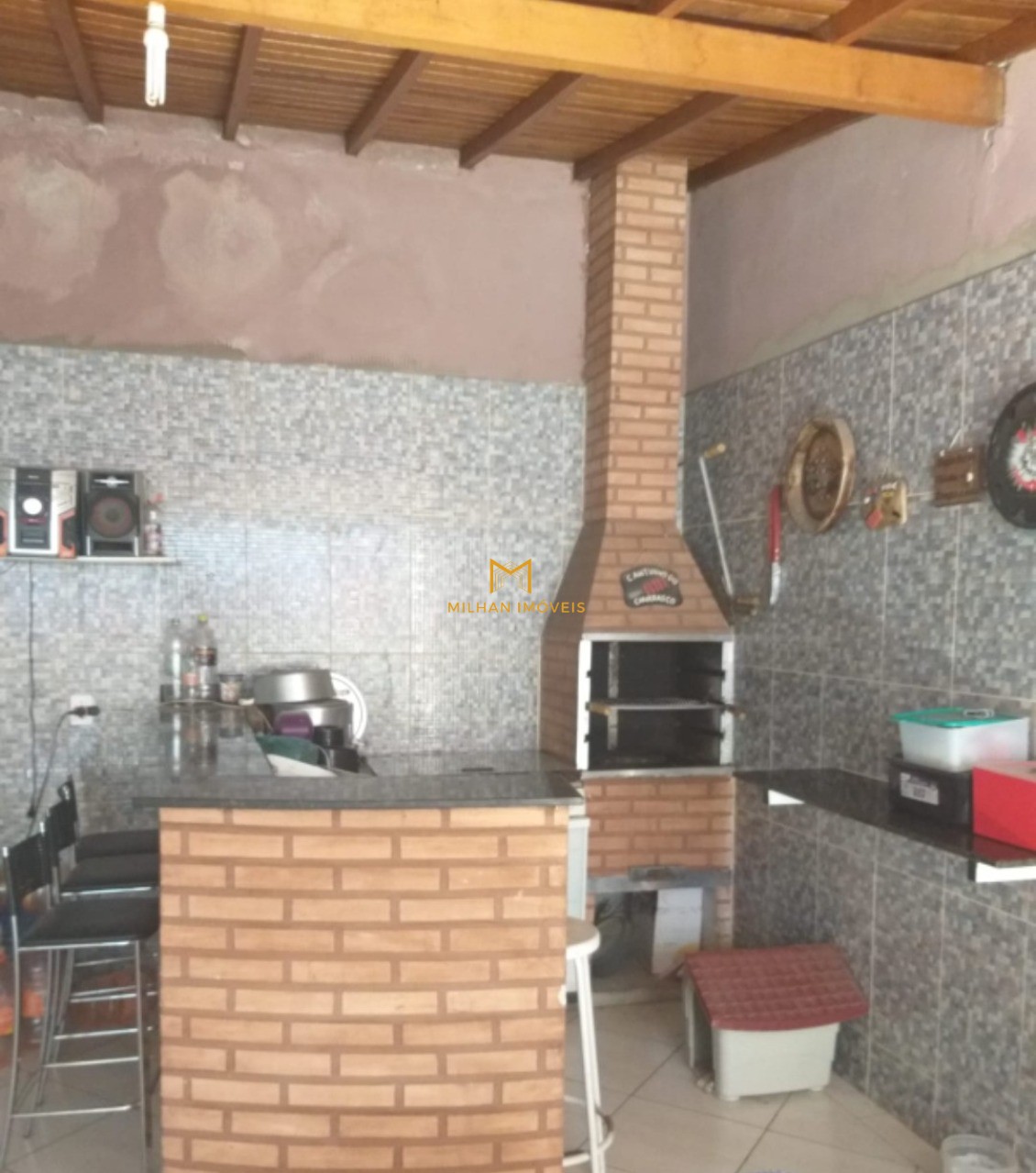 Casa à venda com 3 quartos, 150m² - Foto 1