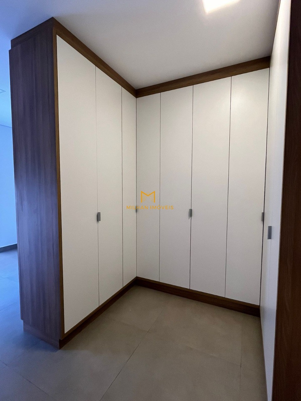 Casa à venda com 3 quartos, 200m² - Foto 10