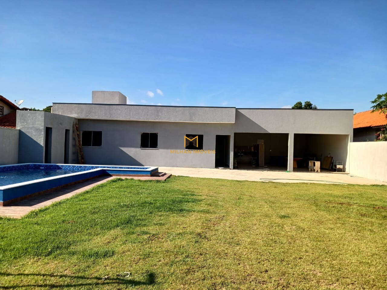 Chácara à venda com 3 quartos, 1000m² - Foto 1