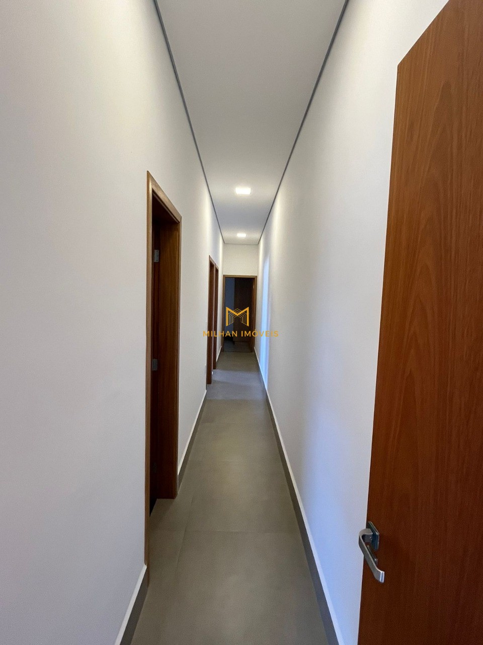 Casa à venda com 3 quartos, 200m² - Foto 12