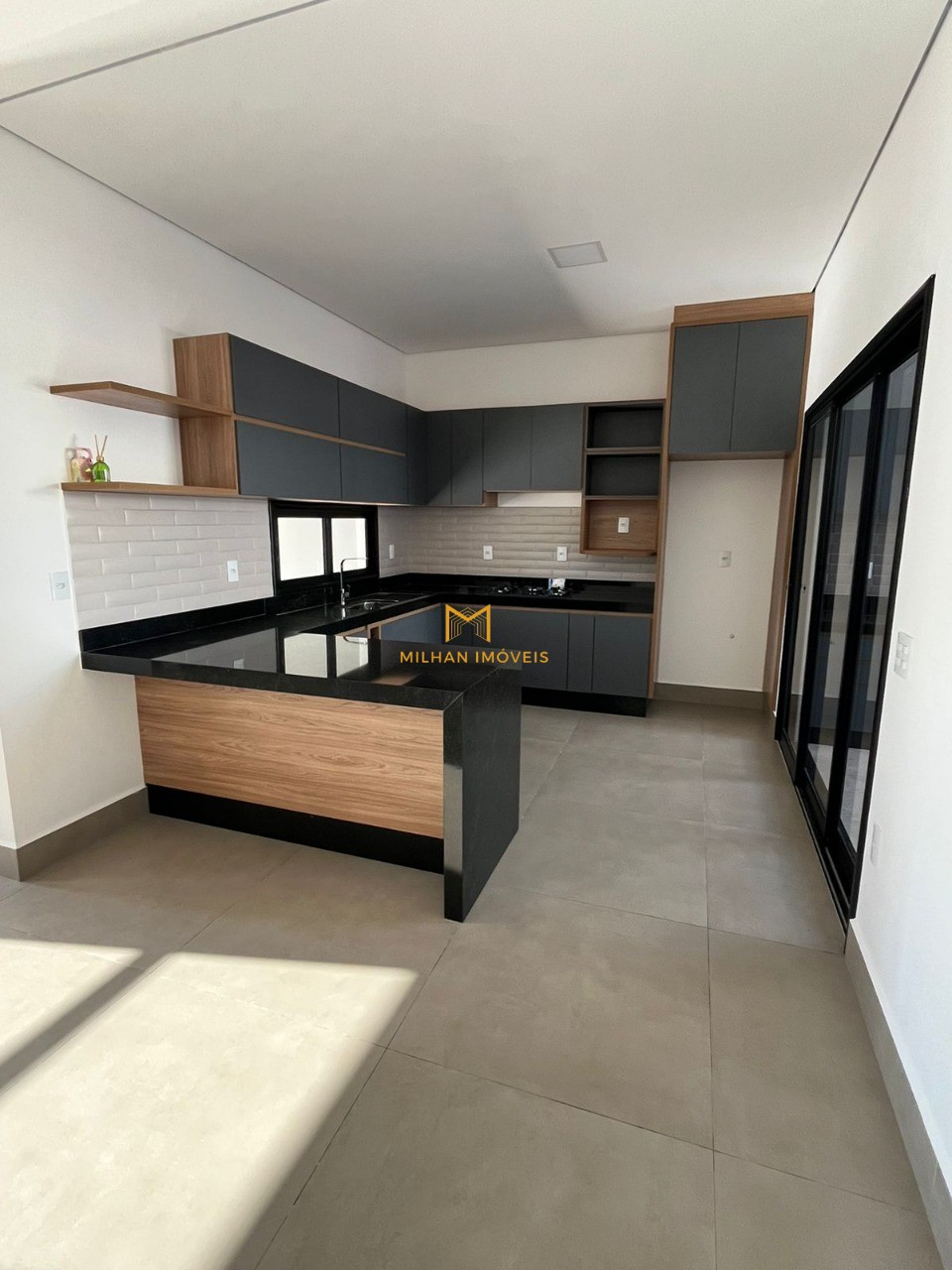 Casa à venda com 3 quartos, 200m² - Foto 15