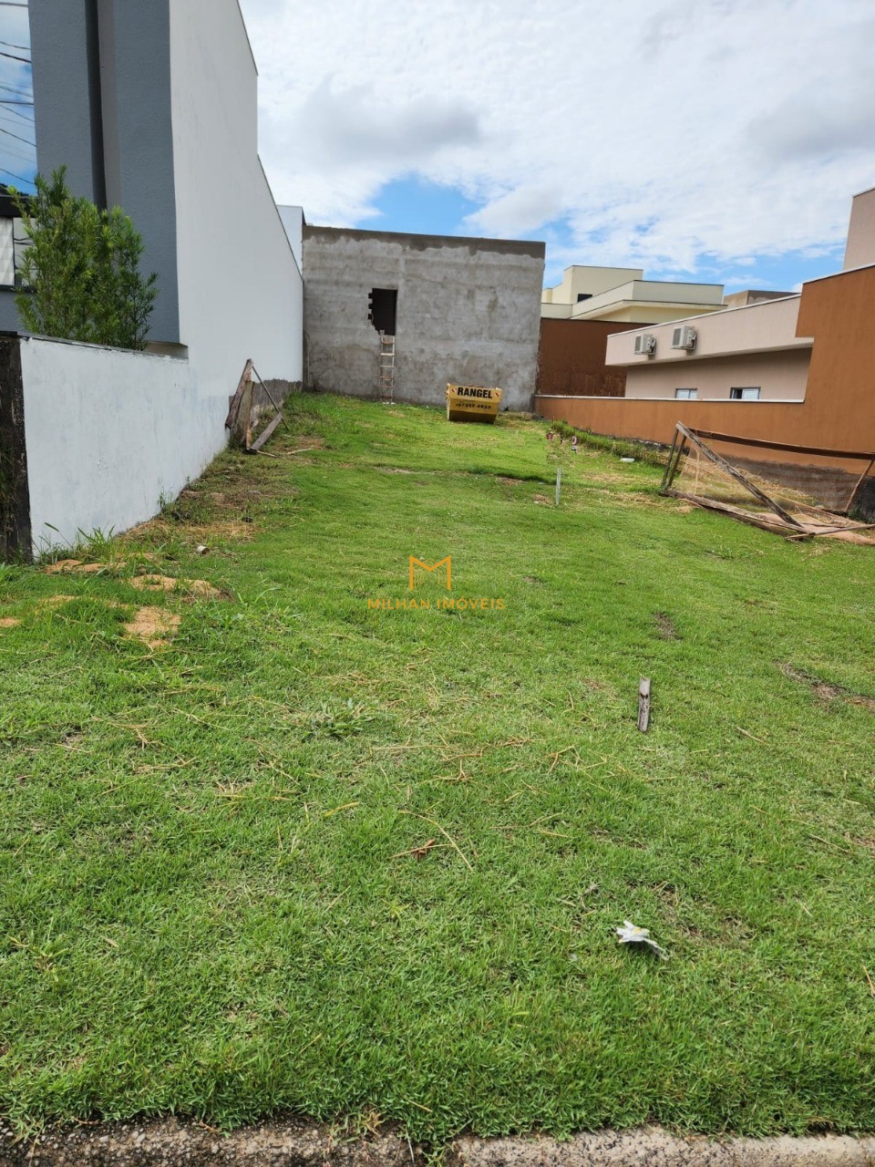 Terreno à venda, 300m² - Foto 2