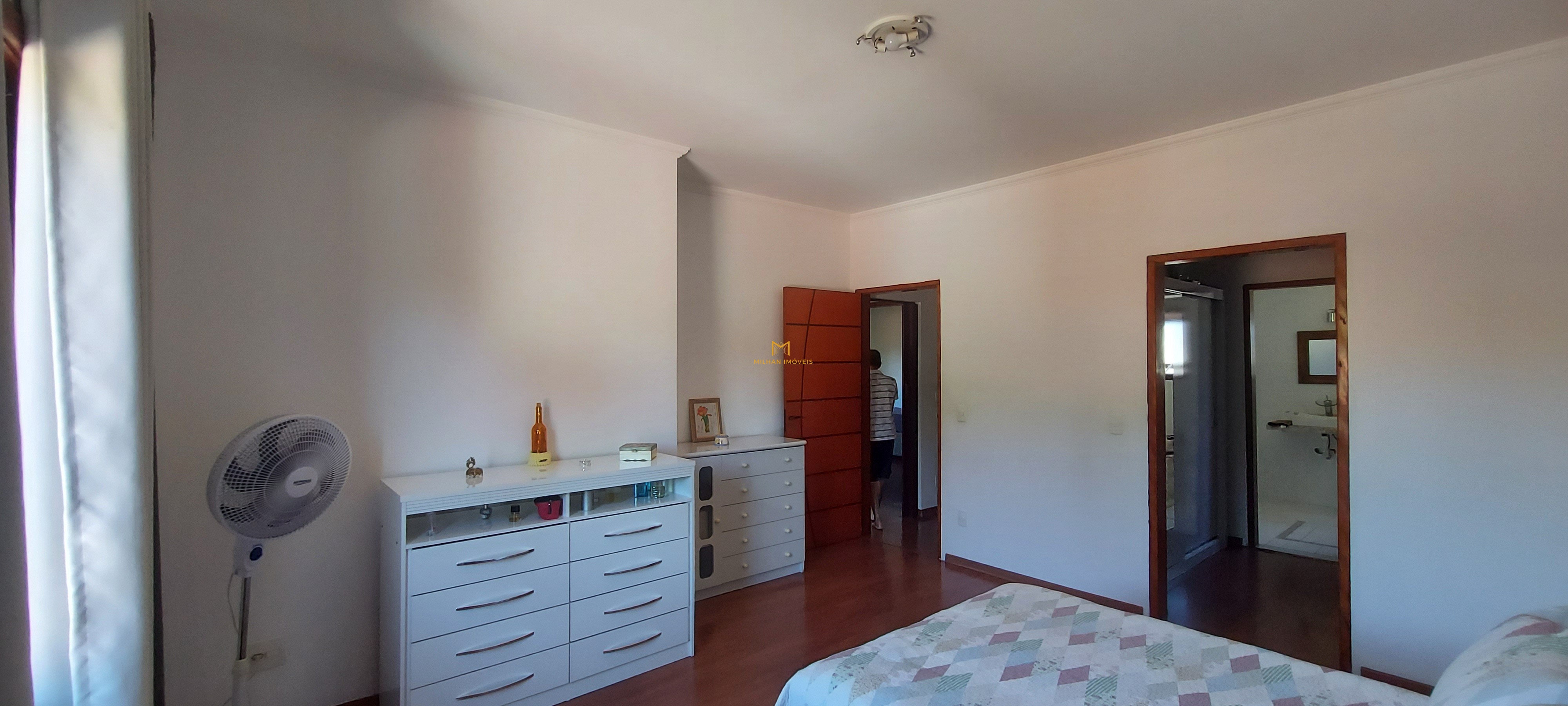 Casa à venda com 3 quartos, 204m² - Foto 10