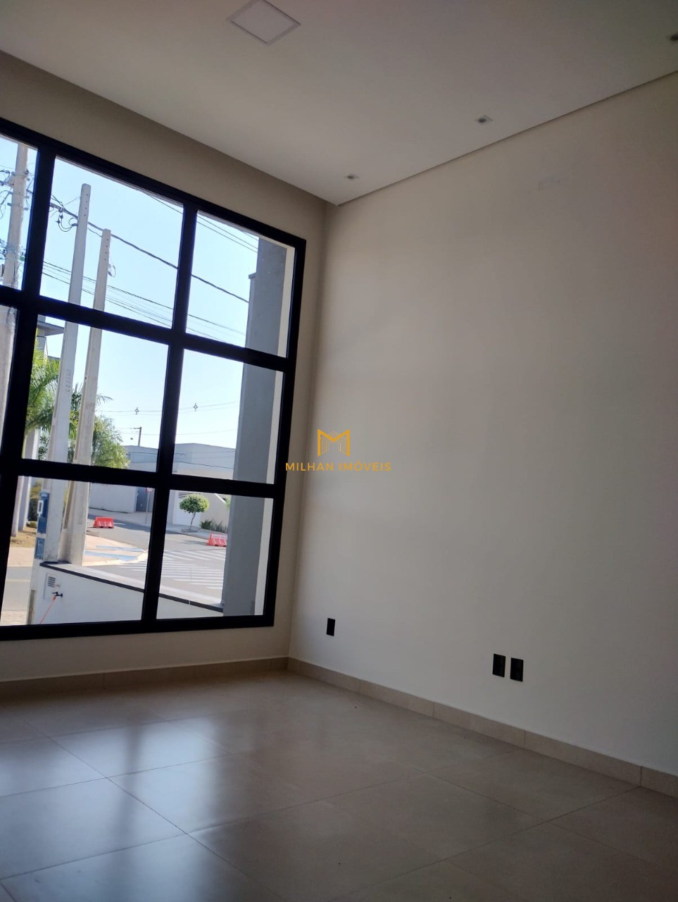 Casa de Condomínio à venda com 3 quartos, 180m² - Foto 2