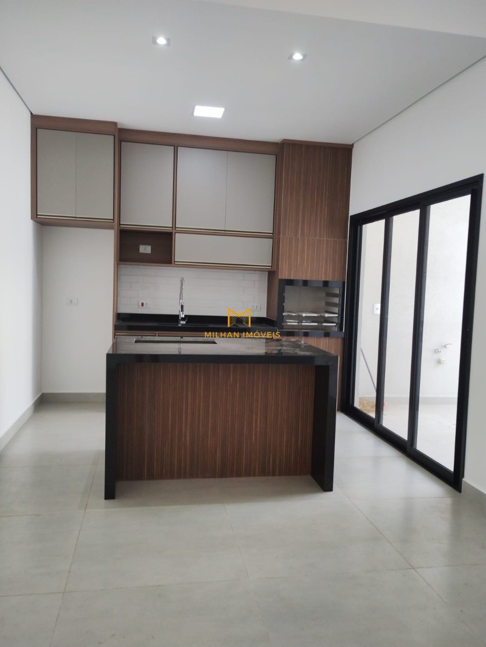 Casa de Condomínio à venda com 2 quartos, 180m² - Foto 3