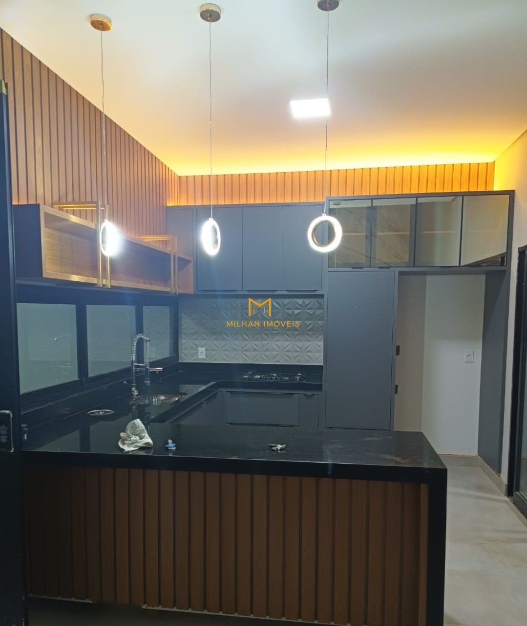 Casa à venda com 3 quartos, 150m² - Foto 3