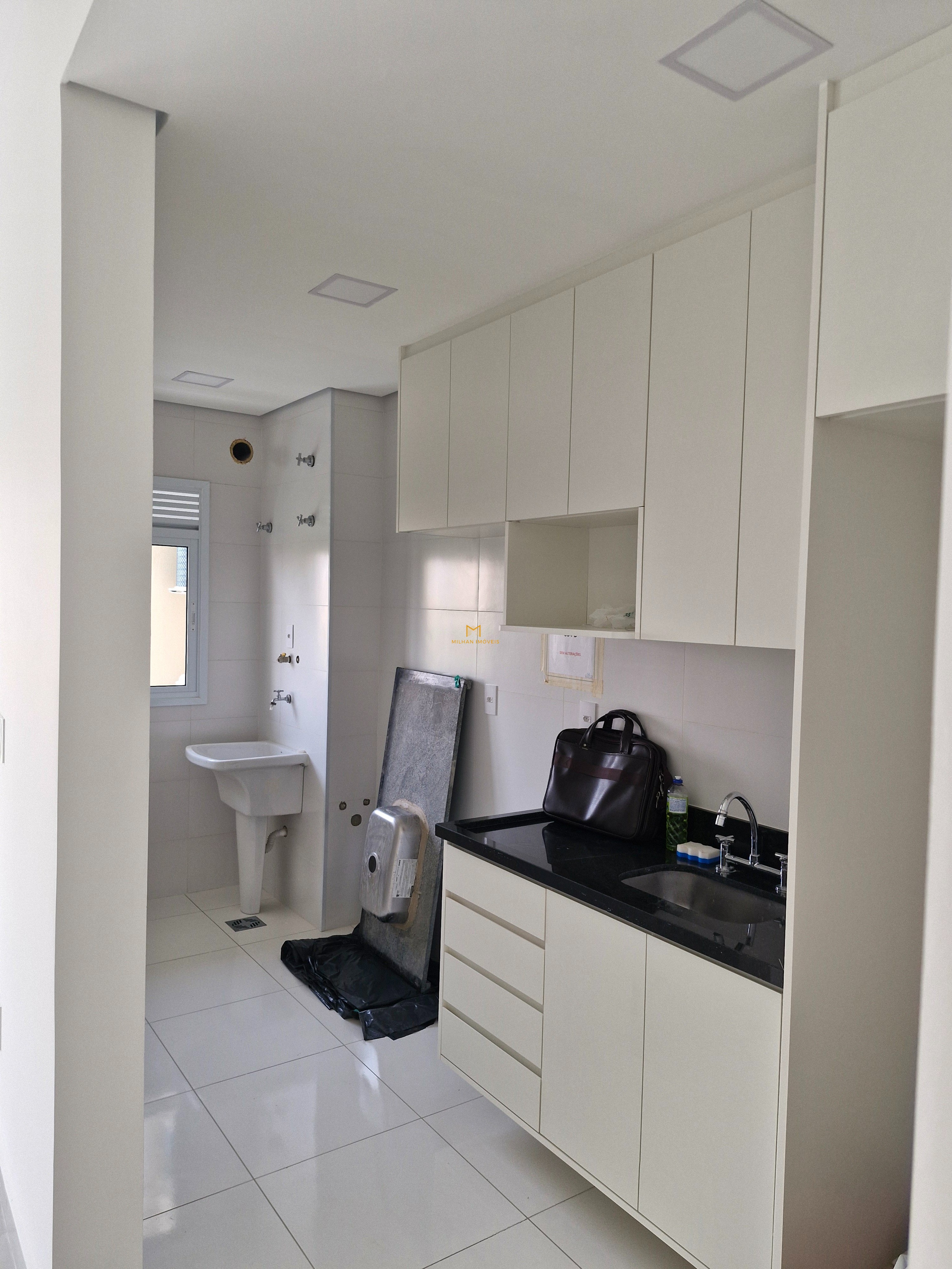 Apartamento para alugar com 2 quartos, 74m² - Foto 2