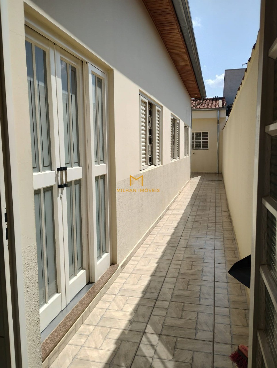 Casa à venda com 3 quartos, 300m² - Foto 25