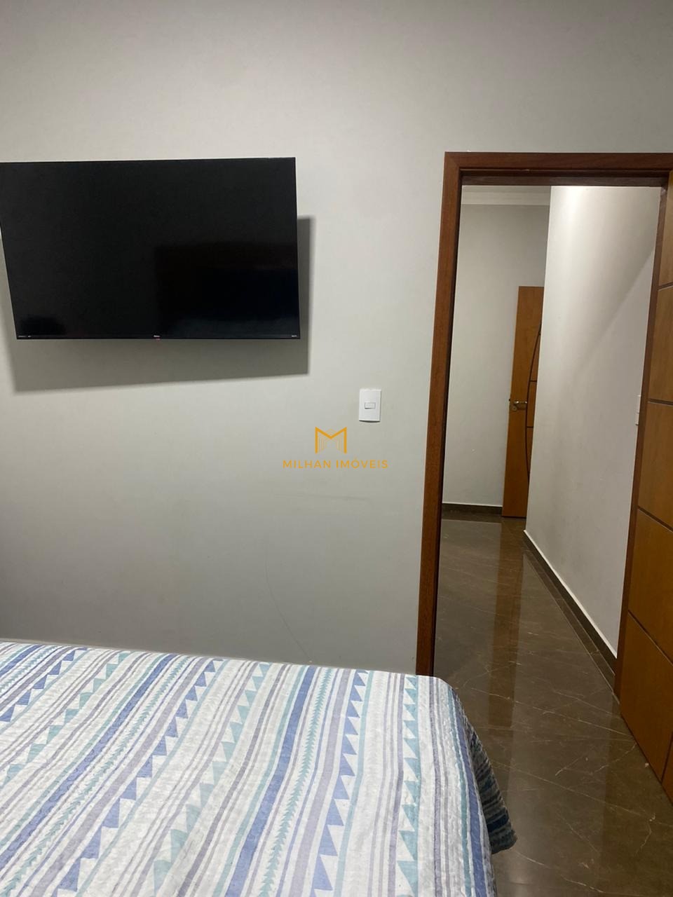 Casa à venda com 3 quartos, 150m² - Foto 3