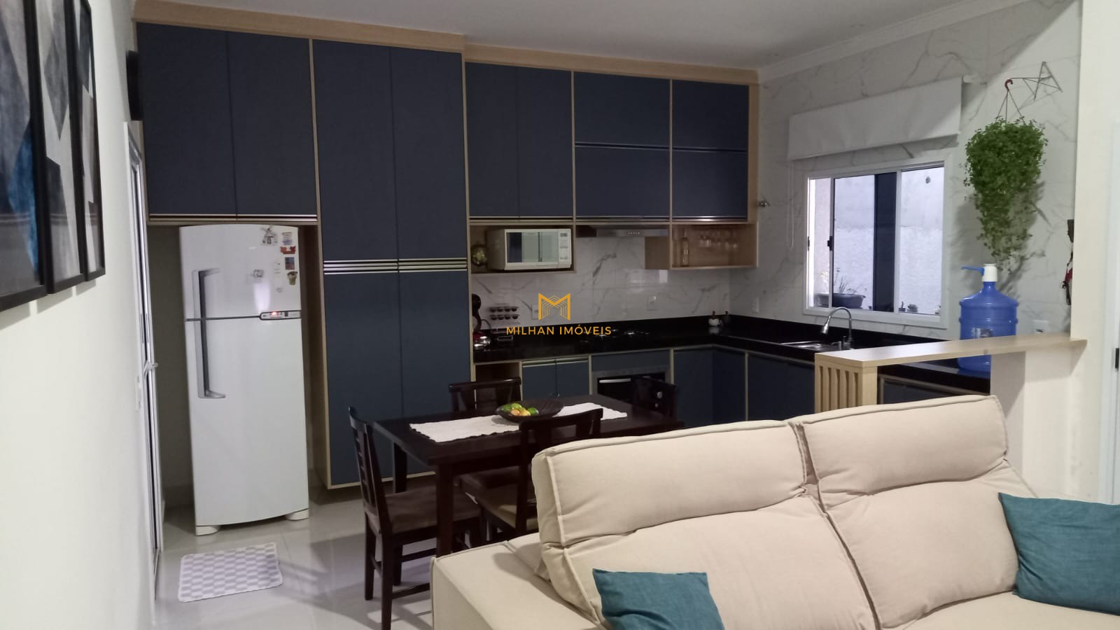 Casa à venda com 2 quartos, 150m² - Foto 8