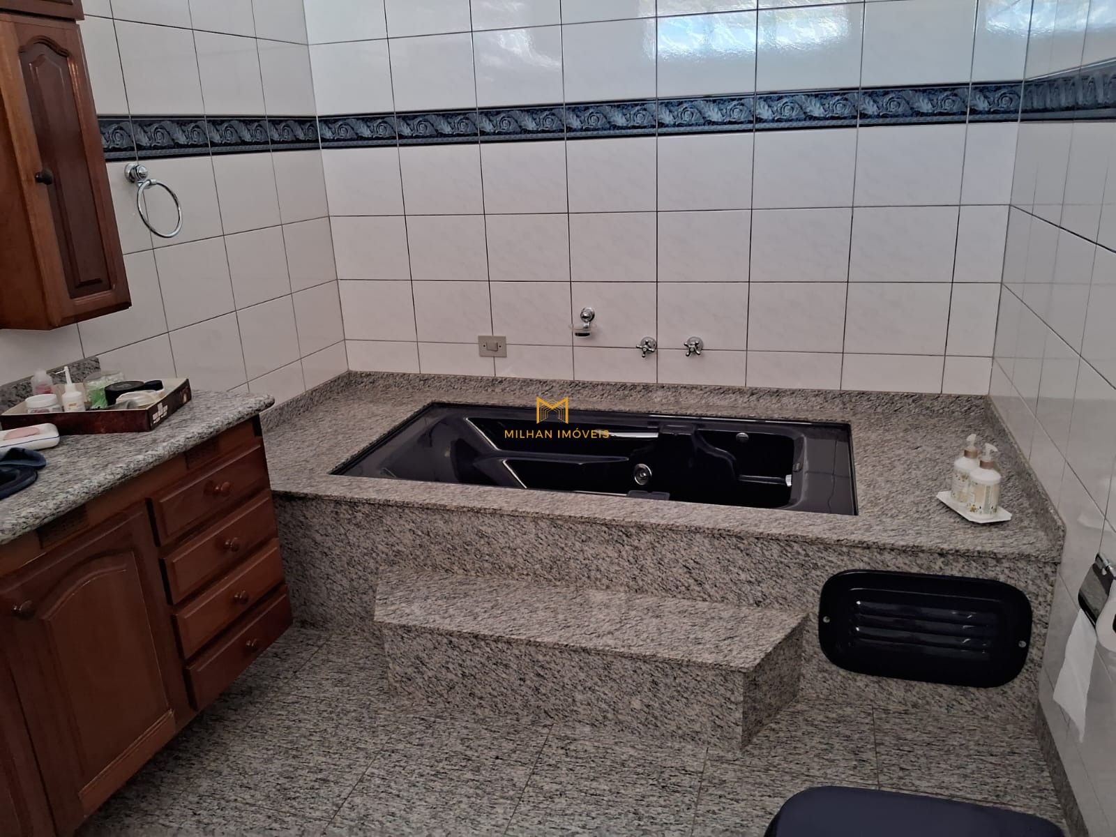 Prédio Inteiro à venda e aluguel com 3 quartos, 200m² - Foto 17