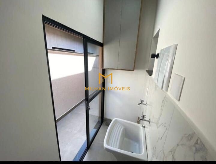 Casa à venda com 2 quartos, 83m² - Foto 15