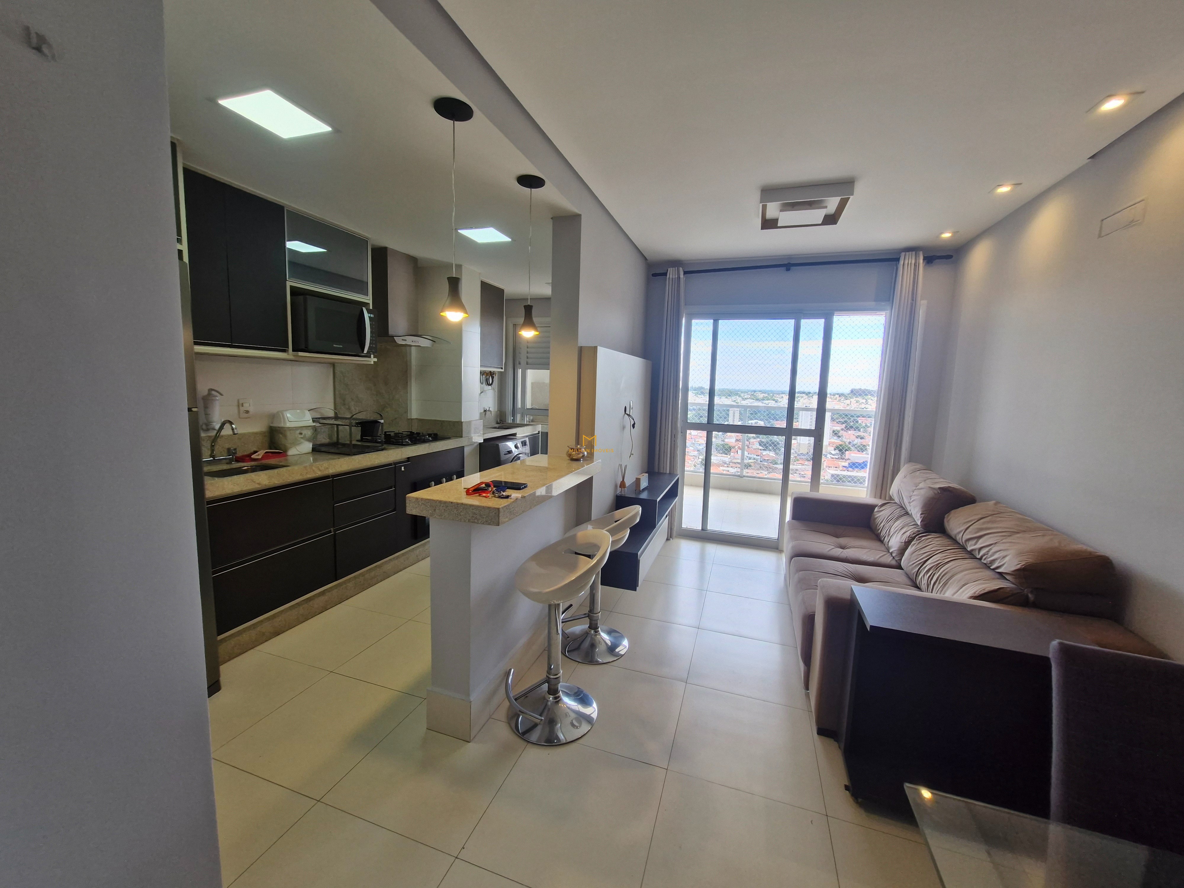 Apartamento à venda com 3 quartos, 83m² - Foto 1