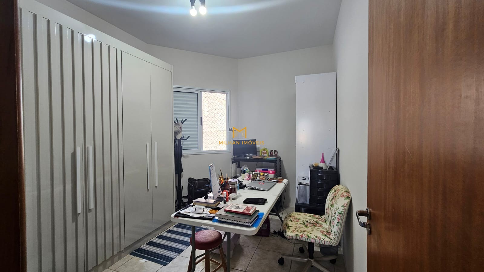 Apartamento à venda com 3 quartos, 12m² - Foto 2