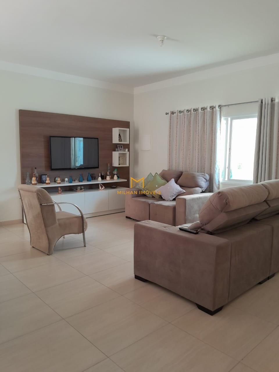 Casa, 3 quartos - Foto 1