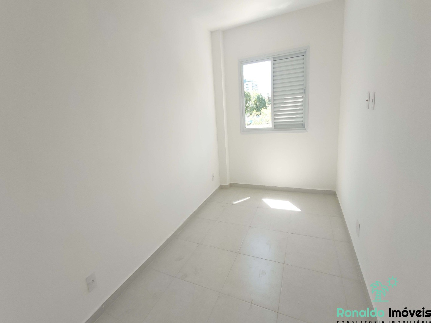 Apartamento à venda com 2 quartos, 68m² - Foto 14