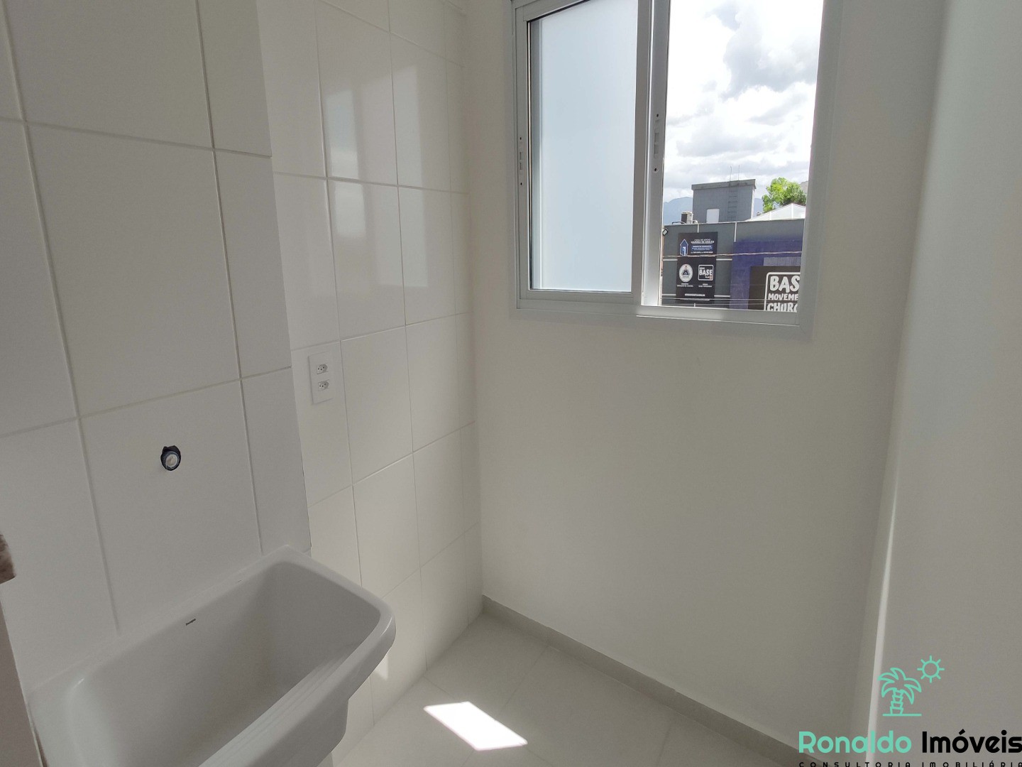 Apartamento à venda com 2 quartos, 68m² - Foto 12