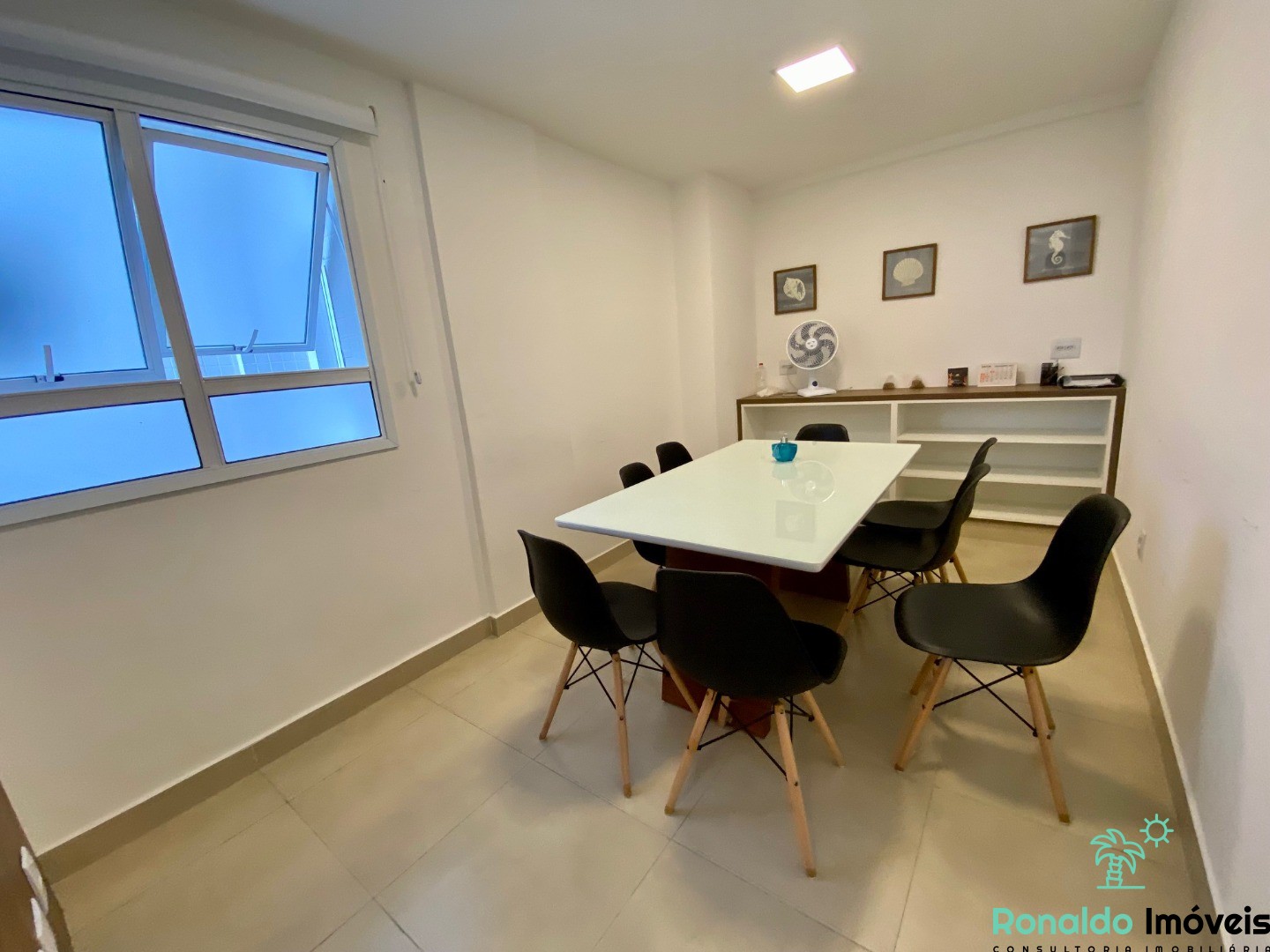 Apartamento à venda com 2 quartos, 75m² - Foto 18