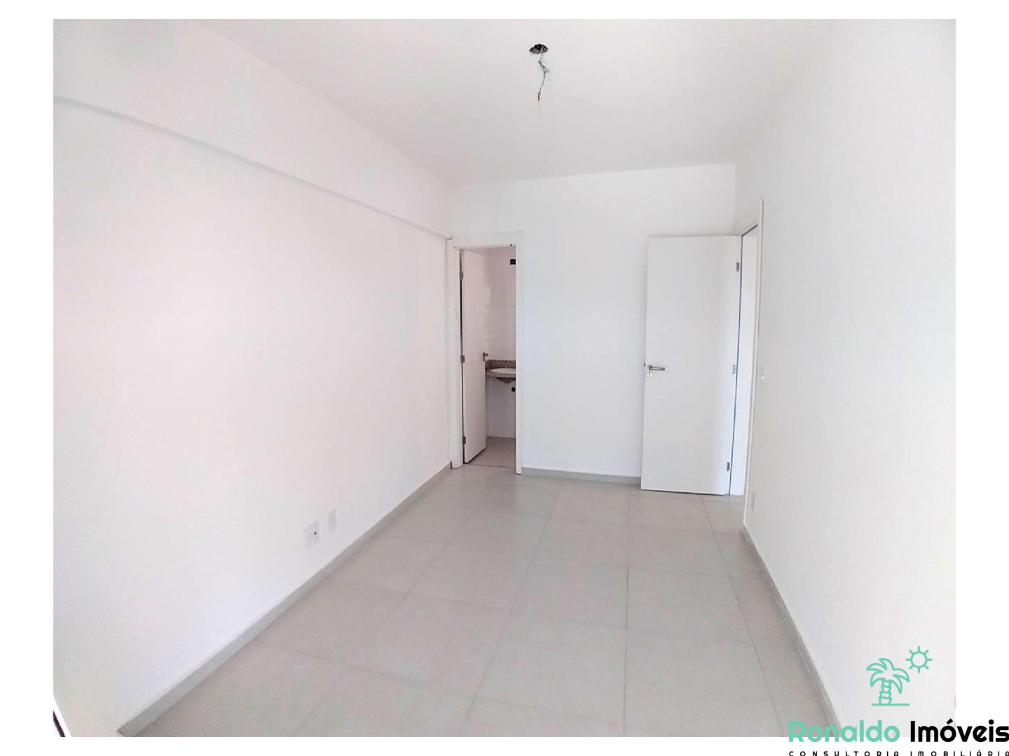 Apartamento à venda com 2 quartos, 79m² - Foto 13