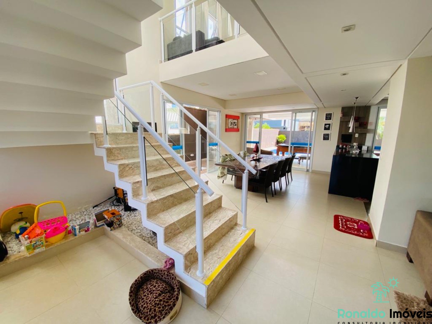 Casa à venda com 5 quartos, 319m² - Foto 5