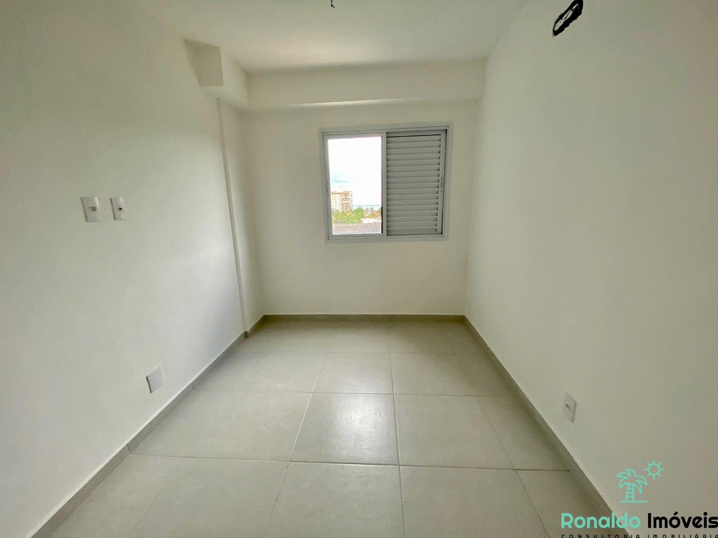 Apartamento à venda com 2 quartos, 68m² - Foto 8