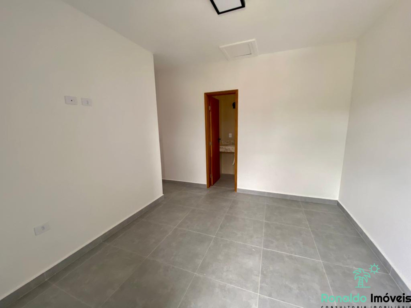 Casa à venda com 2 quartos, 80m² - Foto 13