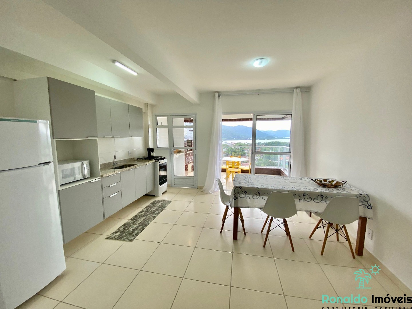 Apartamento à venda com 2 quartos, 78m² - Foto 11