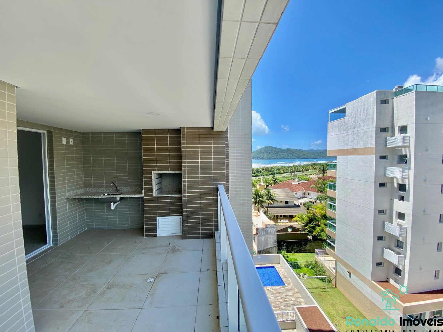 Apartamento à venda com 2 quartos, 68m² - Foto 3