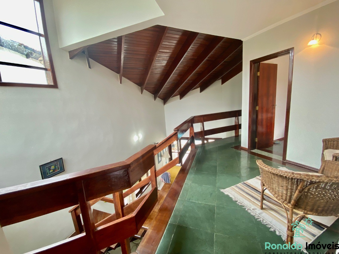 Casa à venda com 4 quartos, 250m² - Foto 24