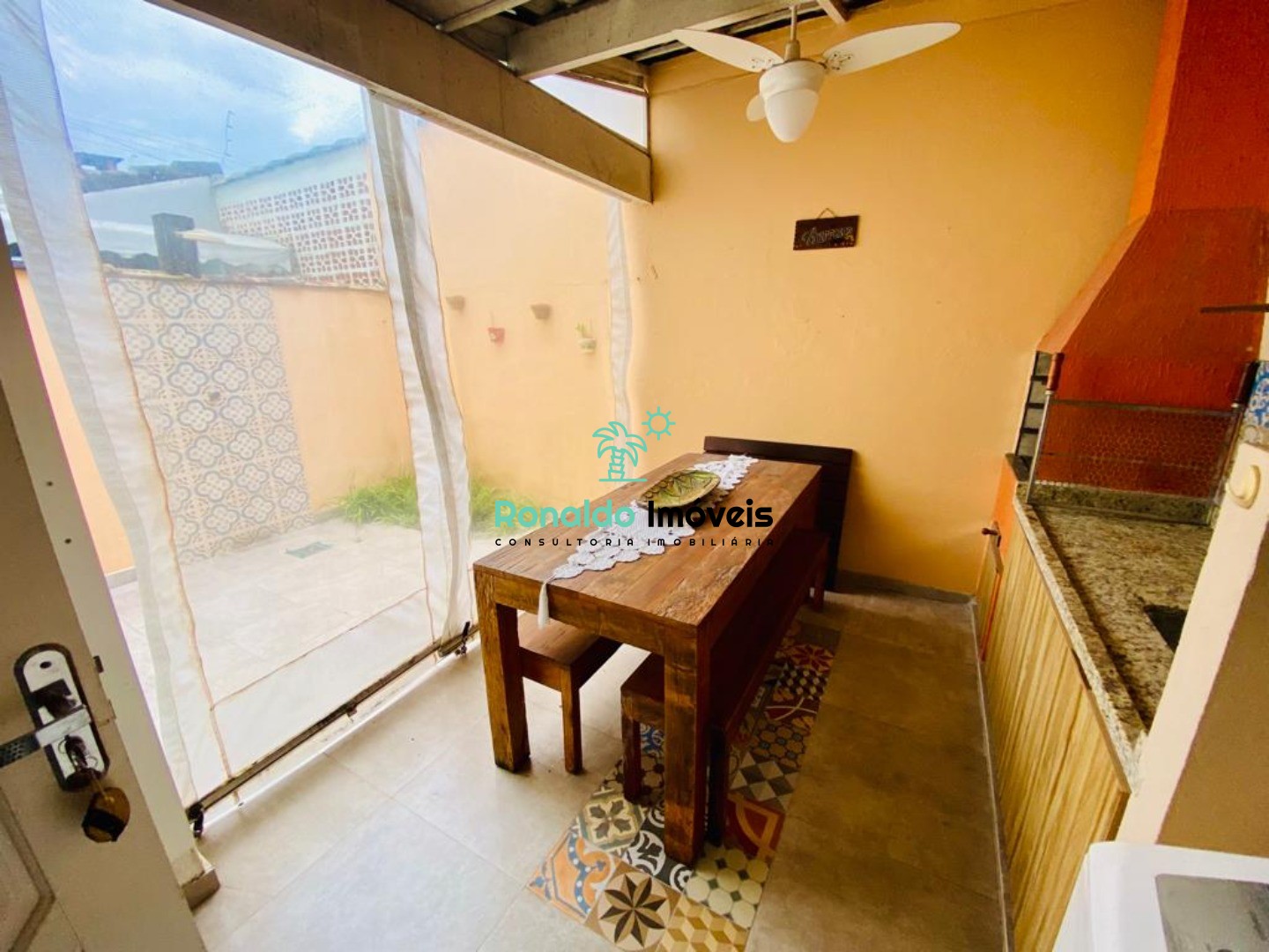 Casa à venda com 3 quartos, 80m² - Foto 12