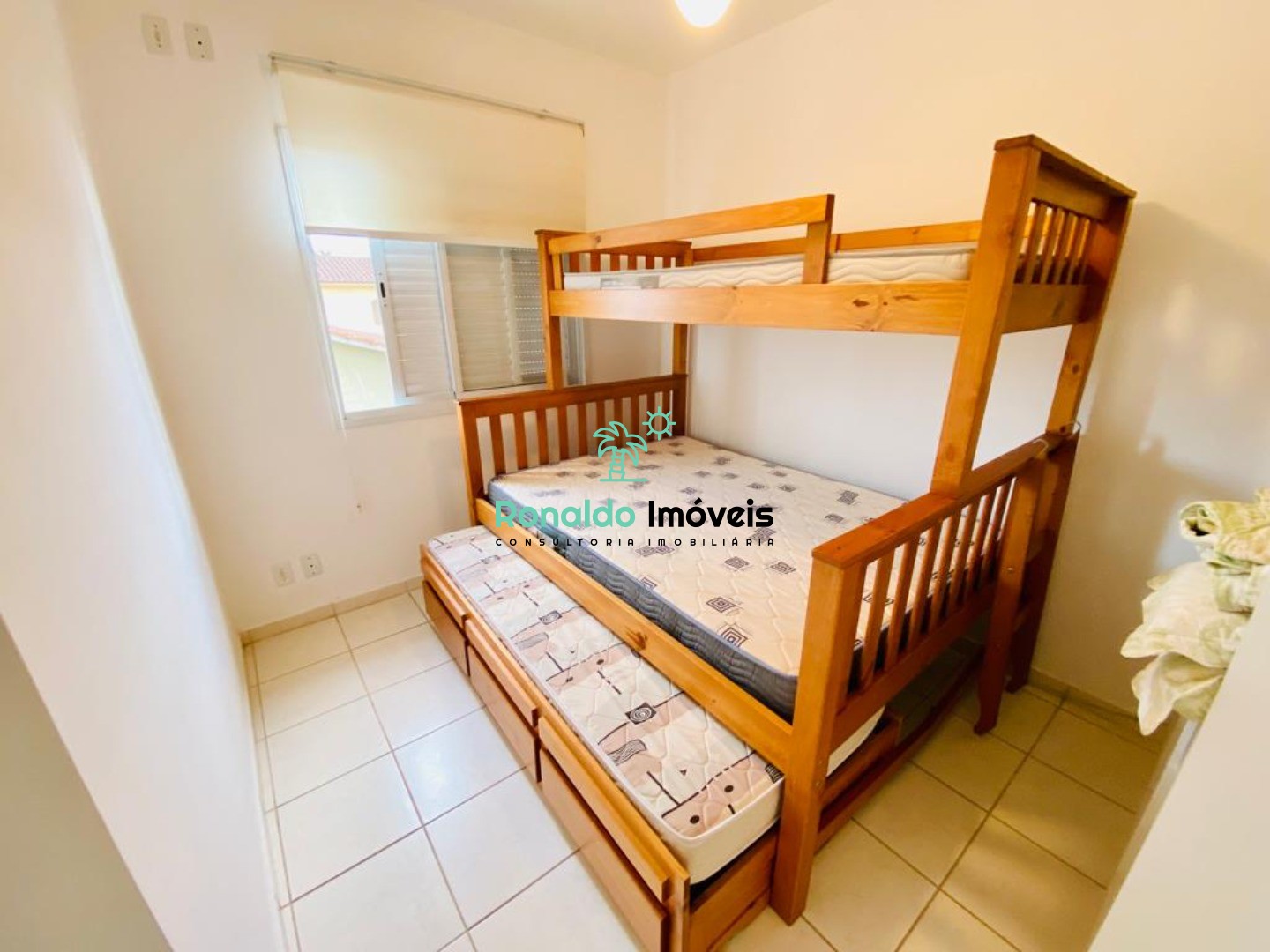 Casa à venda com 3 quartos, 80m² - Foto 14