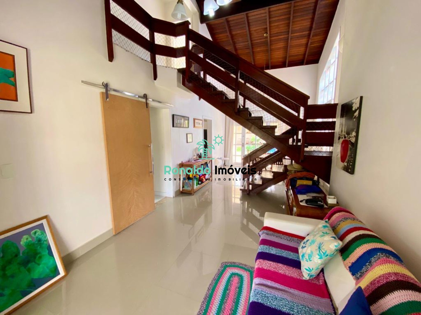 Casa à venda com 3 quartos, 190m² - Foto 3