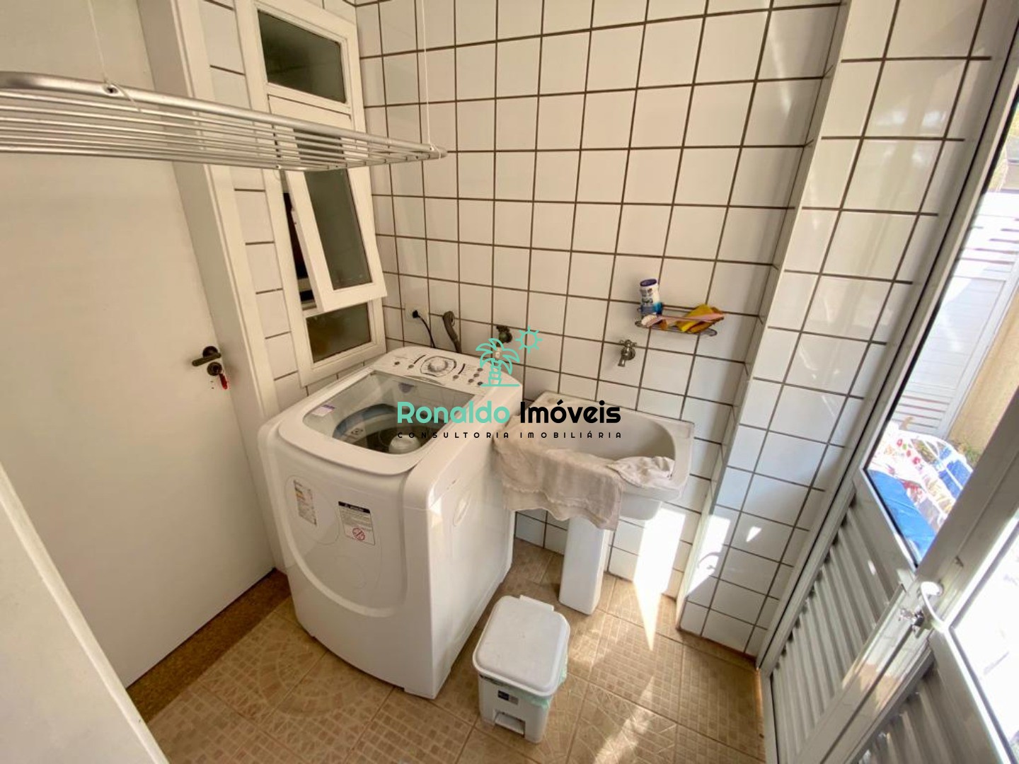 Casa à venda com 3 quartos, 190m² - Foto 9