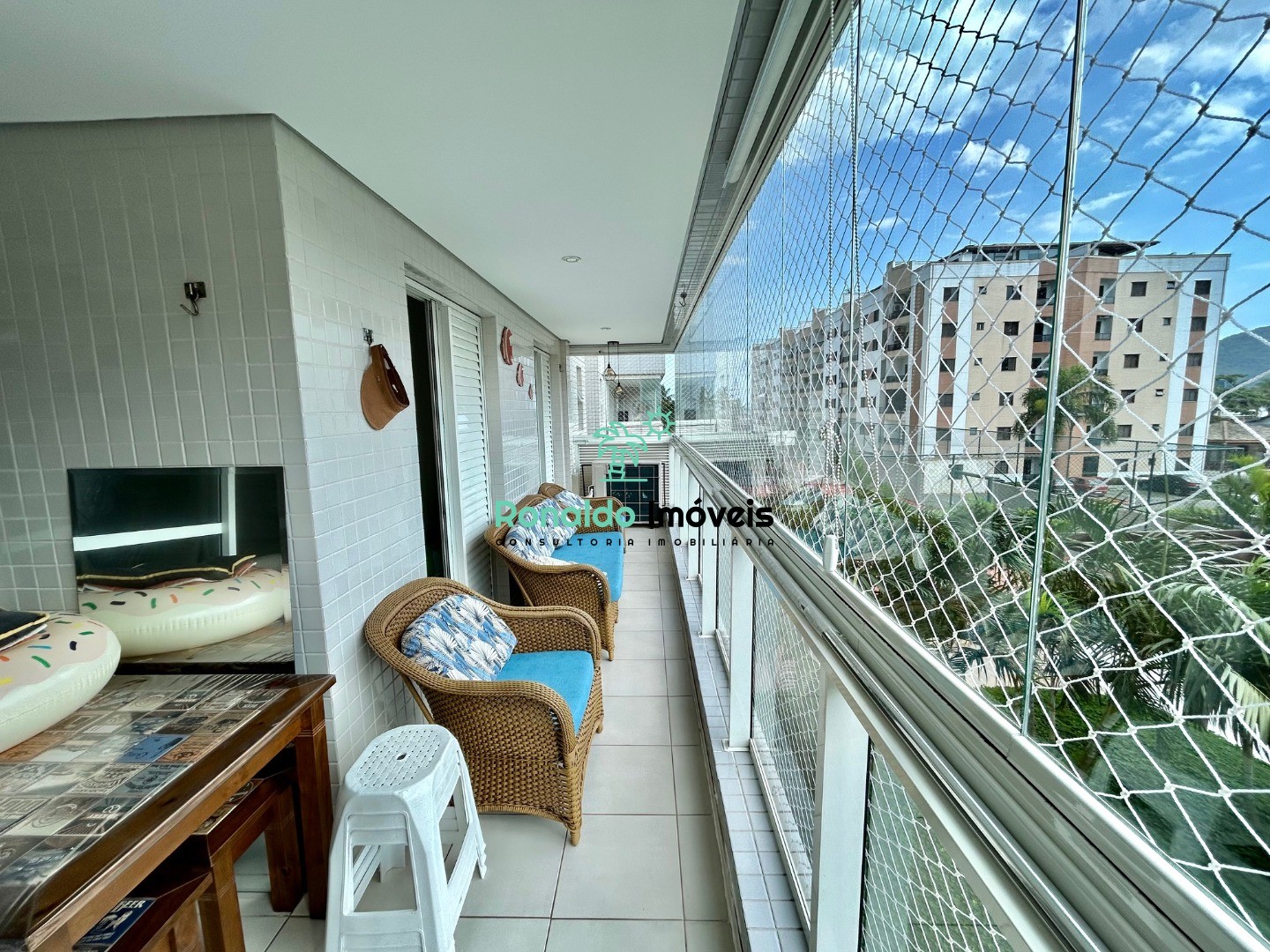 Apartamento à venda com 3 quartos, 90m² - Foto 9