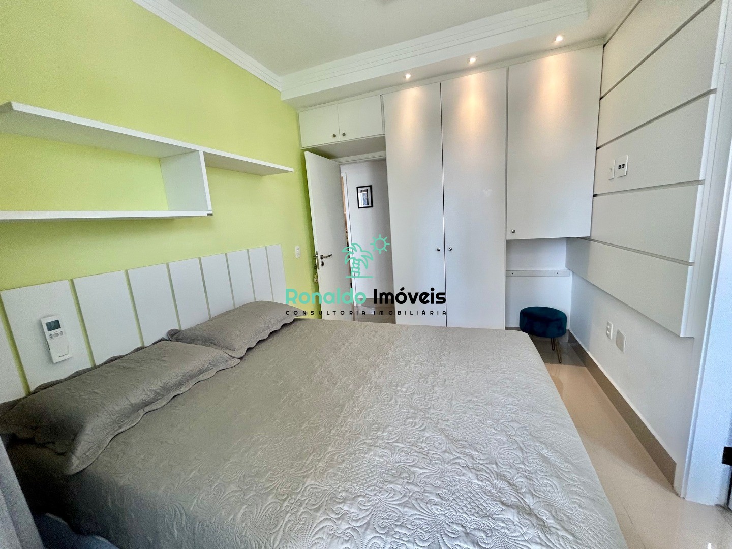 Apartamento à venda com 3 quartos, 90m² - Foto 17