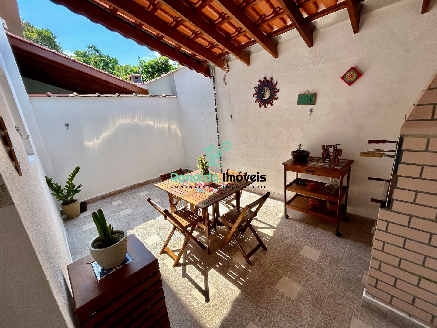 Casa à venda com 2 quartos, 83m² - Foto 9