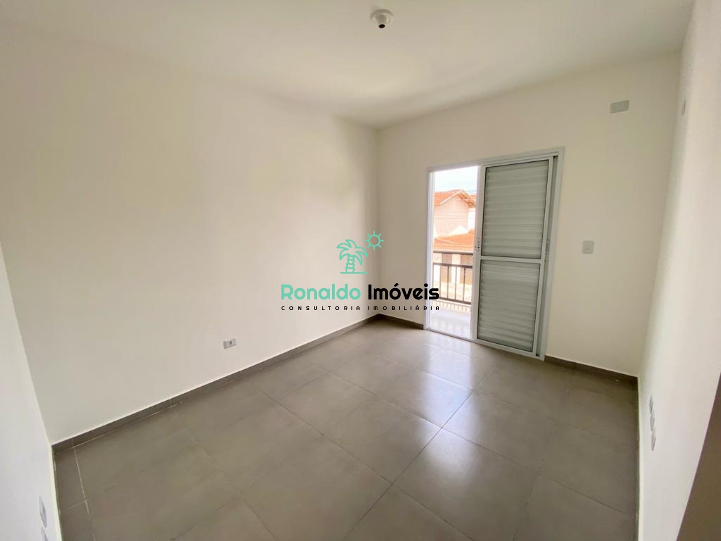 Casa à venda com 2 quartos, 90m² - Foto 13