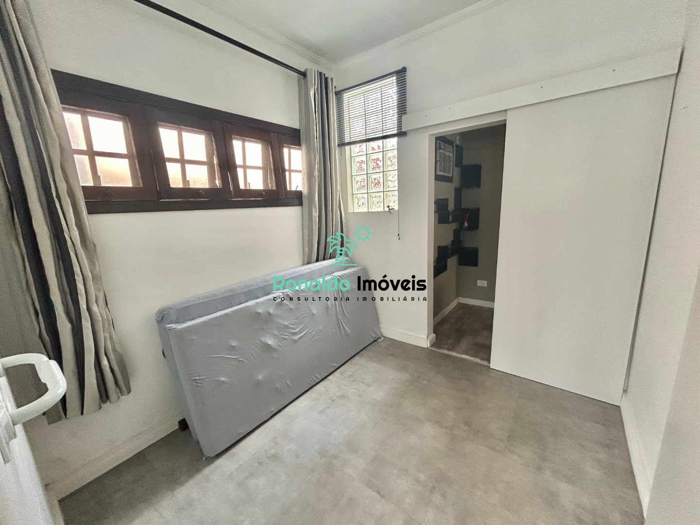 Casa à venda com 4 quartos, 260m² - Foto 10